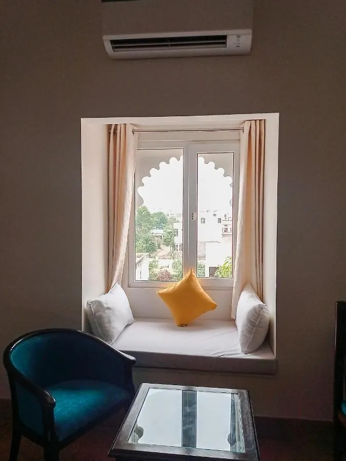 Vasant Vilas Udaipur Hotel